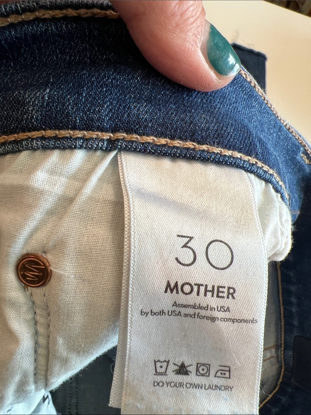 MOTHER - mid rise rider ankle, classic, 30, raw hem - Picture 6 of 8